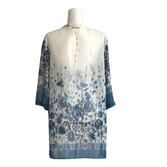 Soft Surroundings Ivory Blue Floral VNeck High Low Tunic Top Blouse Large Petite - Picture 4 of 12